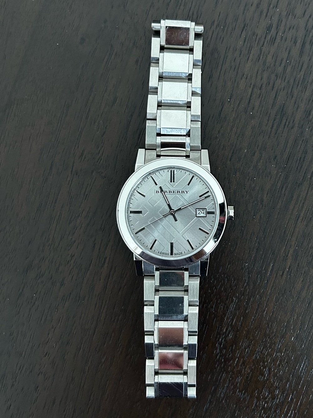 Burberry BU9000 Stainless Steel With Silver Dial Unisex Watch